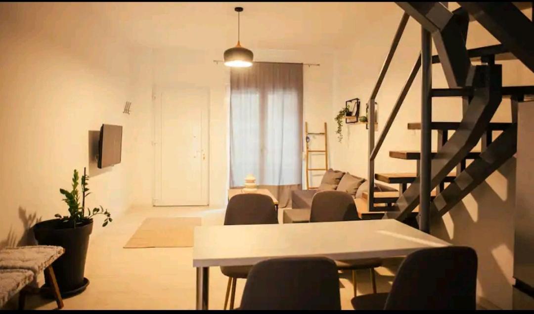 Central Maisonette Volos Eksteriør billede